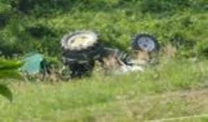 Trattore si ribalta, agricoltore ferito a Tavenna